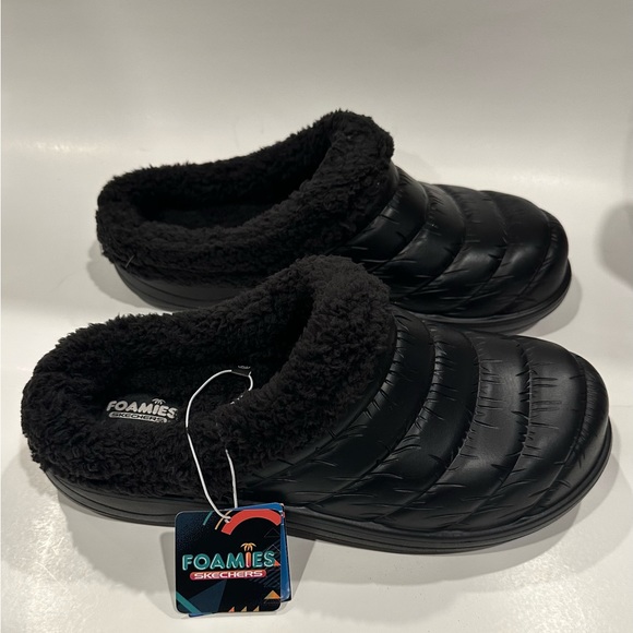 Skechers Other - Skechers Mens Foamies Cozy Camper Clogs